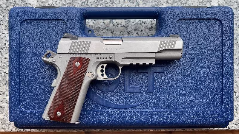 Colt 1911 Rail Gun Sıfır Kondüsyon Tam Set
