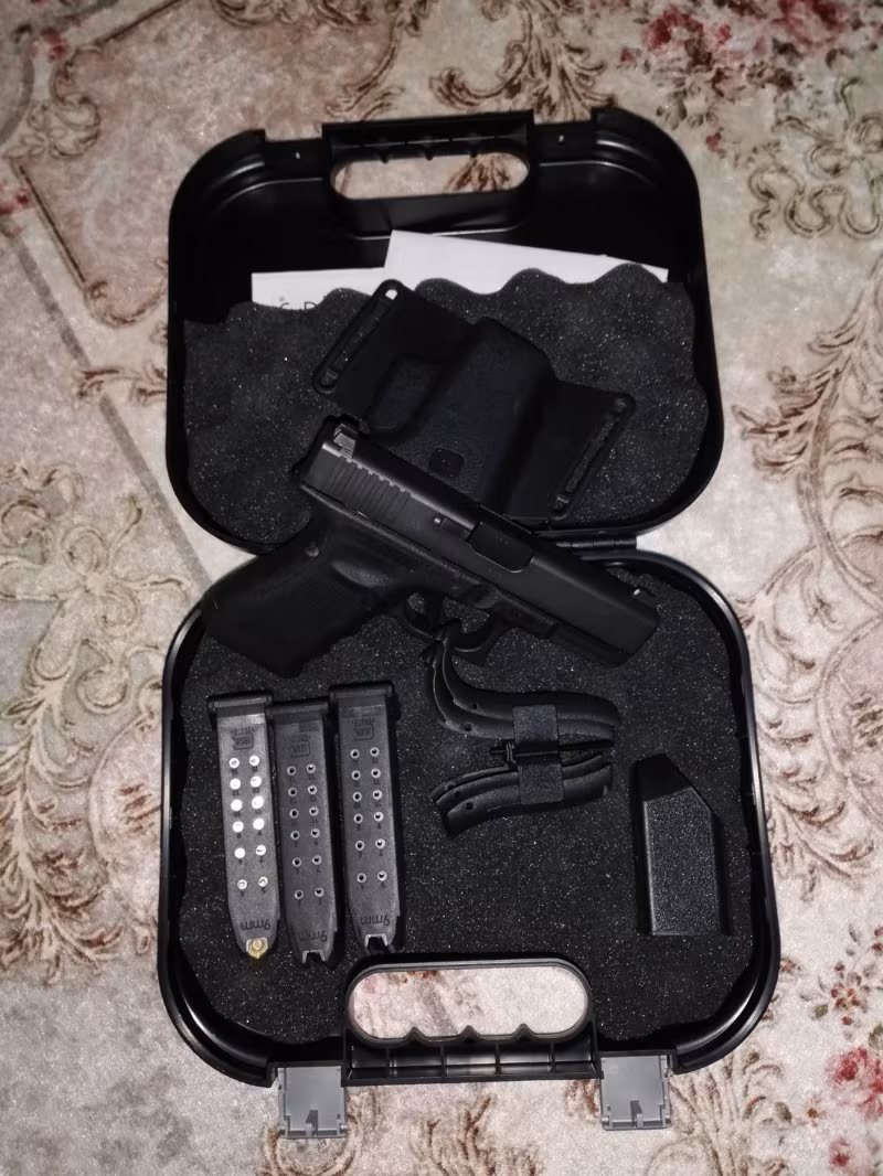 SIFIR  GLOCK 19