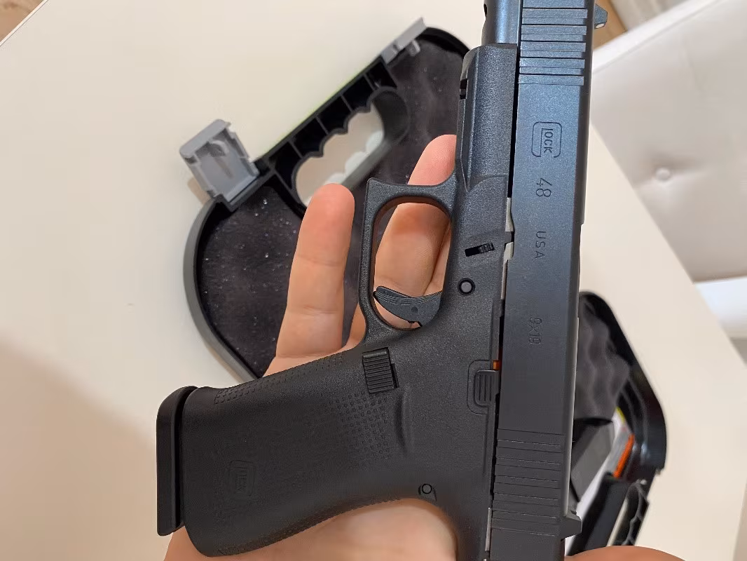 Glock g48 100. Yıl özel seri