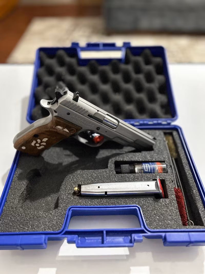 KAMU PERSONELİNDEN SARSILMAZ KILINÇ 2000 LİGHT