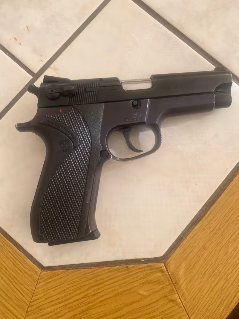 Acil satılık 15 yıl taşıma kullanılıp 25 yıldır kasada durmaktadır