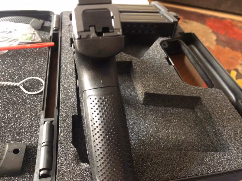 Türkiye, İzmir Sıfır kutusunda CZ P-10C