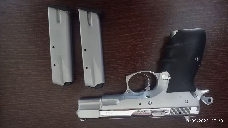 Acil temiz kamu personeli