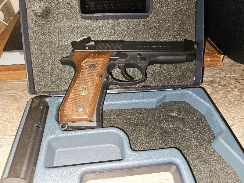 Beretta FS 92 15+1