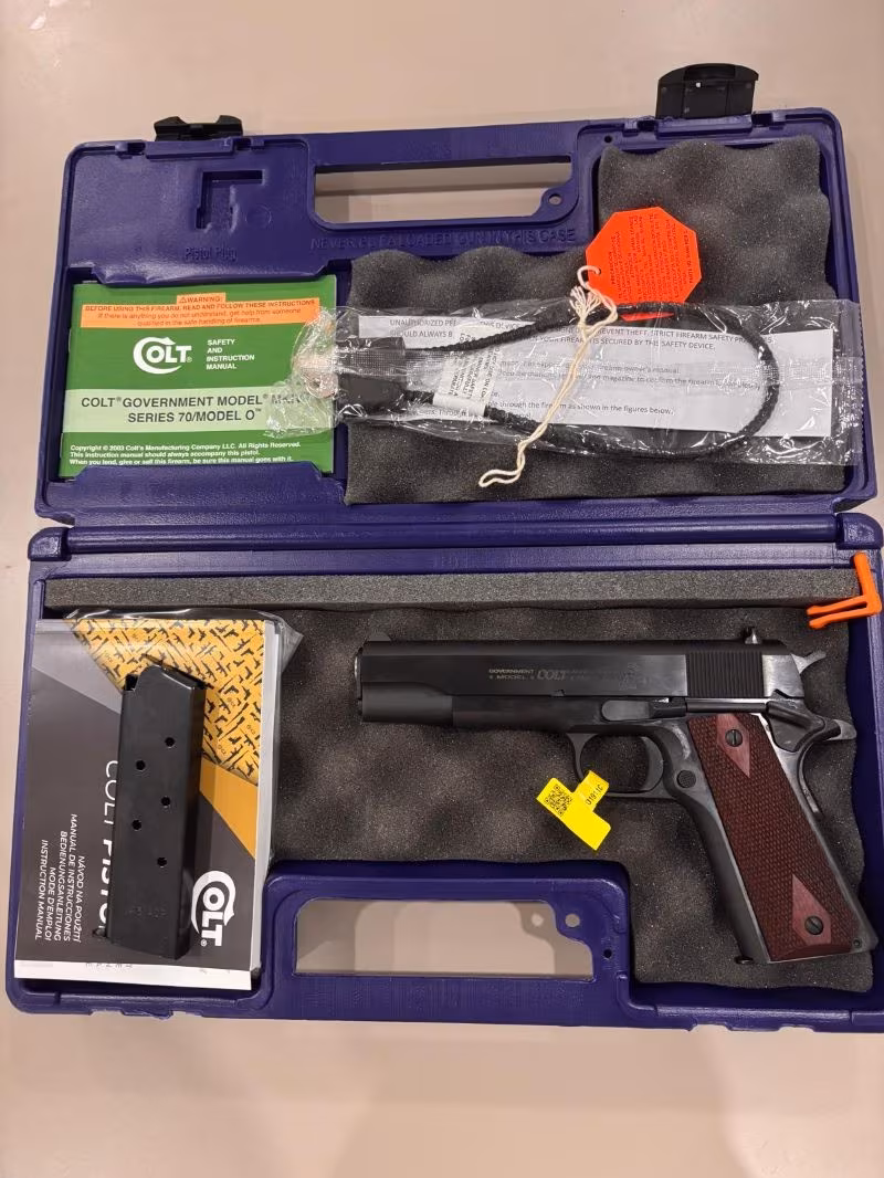 Kamu görevlisinden sıfır colt 1911 classic 45