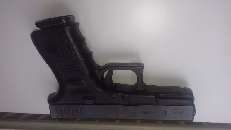 GLOCK 19 KİLİTLİ NADİR BULUNAN