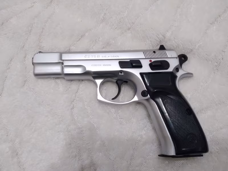 CZ 75 B