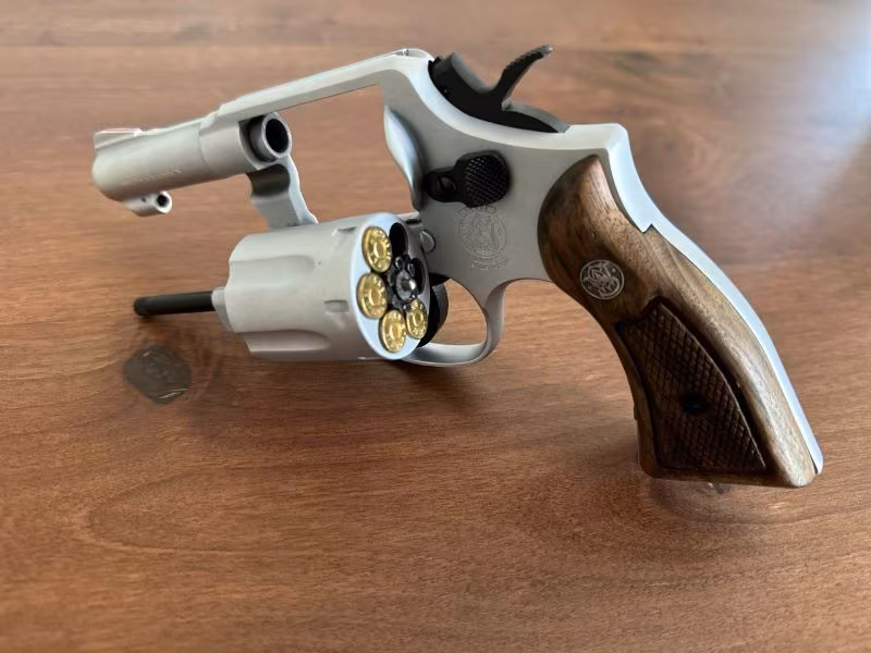 Smith & Wesson Model-10 Tertemiz (Sitenin En Uygun ve En Temizi)