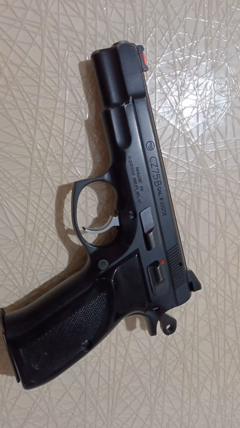 Cz75B  1995