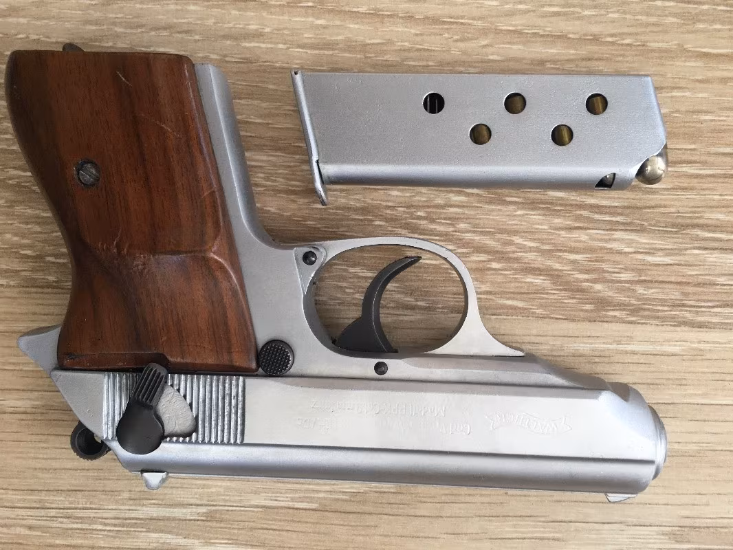 Walther PPK 380 auto (9x17mm)