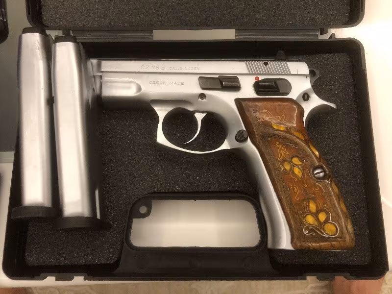 Emniyet Mensubundan Krom Kaplama CZ 75B Cal 9 Luger  Tabanca