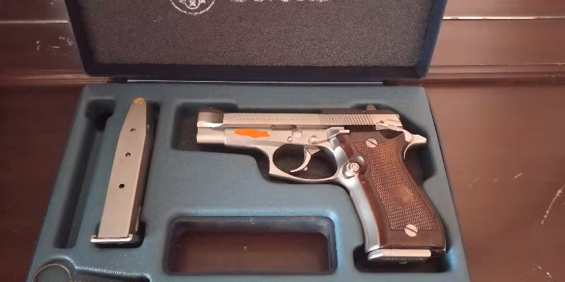 BERETTA 84 inox kısa 9