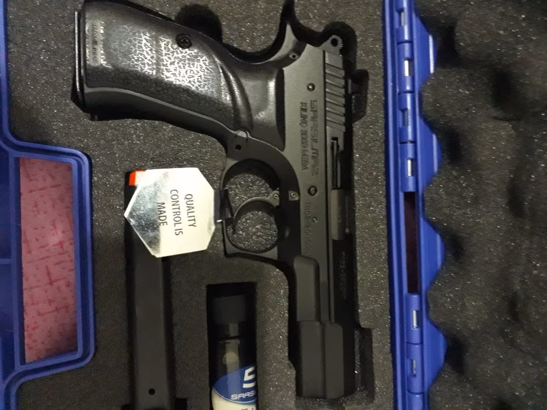 Sıfır etiketi üzerinde ruhsatlı sarsılmaz kılınç 2000 mega