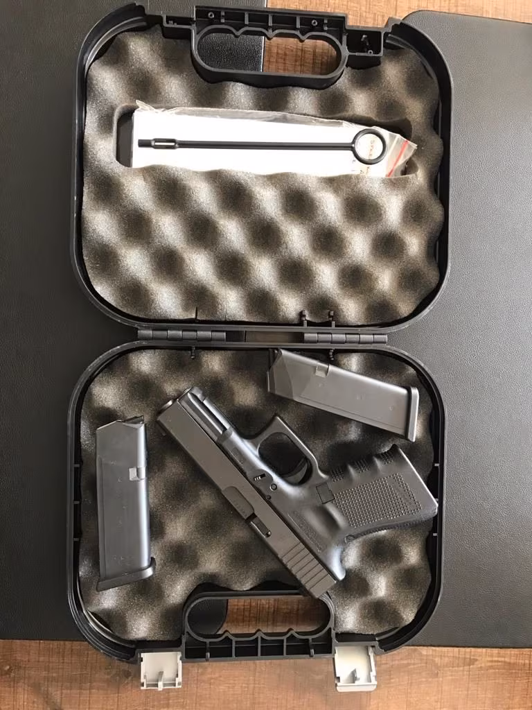 EMNİYET MENSUBUNDAN GLOCK GEN4