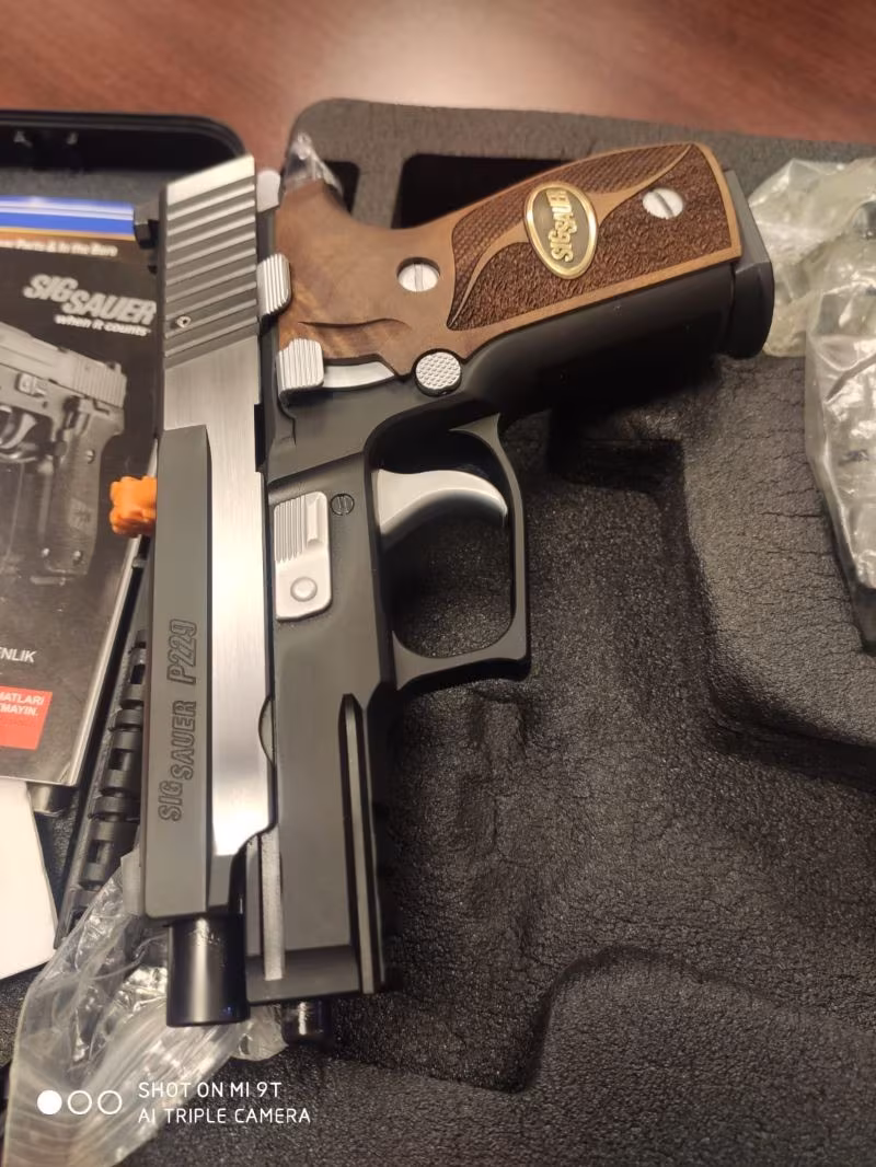 Silahın Şahı p229 Equinox