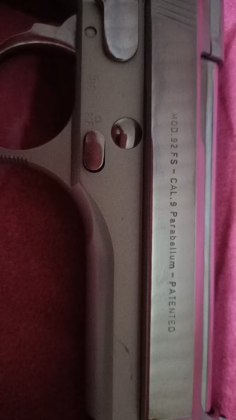ASKERİ PERSONELDEN BARETTA  92FS