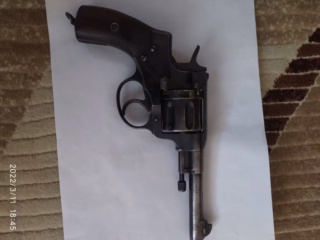 NAGANT Antika Tabanca