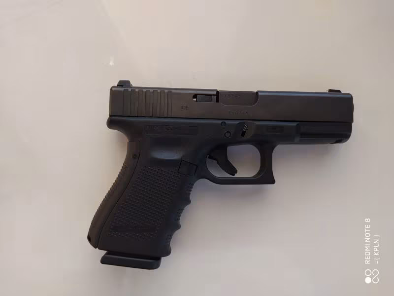 GLOK 19 GEN 4sıfır ayarında