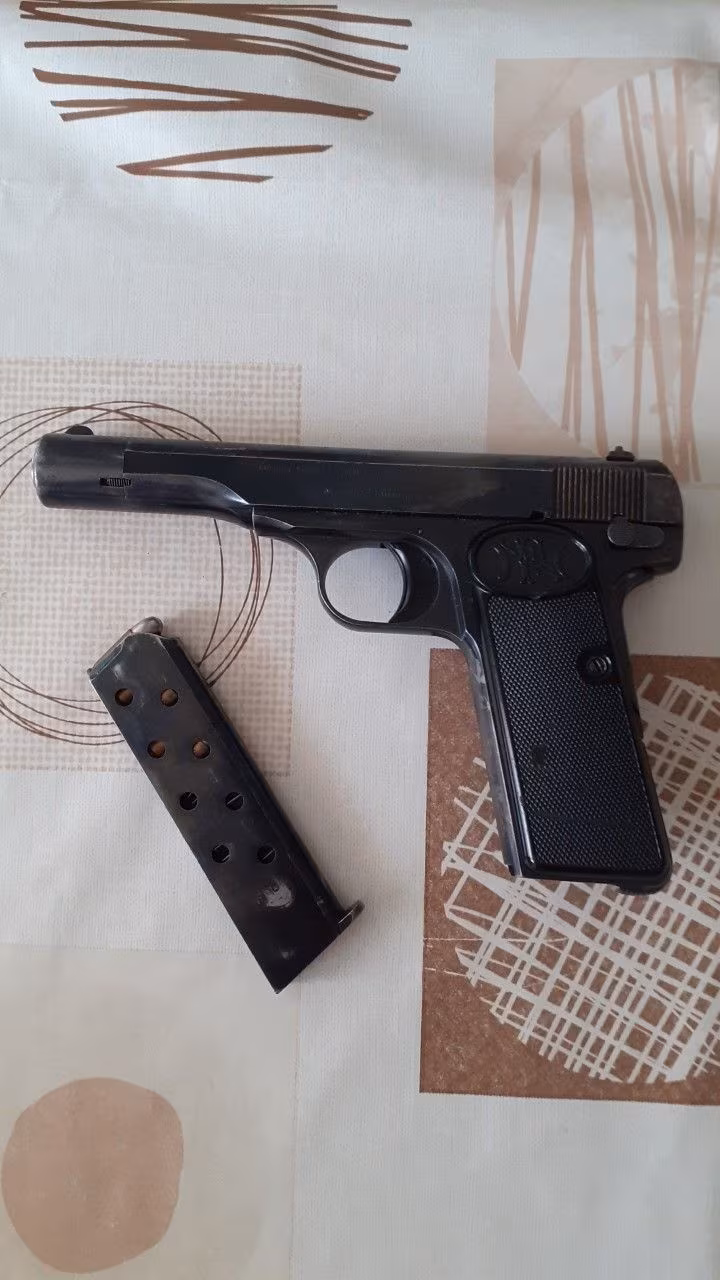 Emekli Polisten 7.65 Belçika Browning