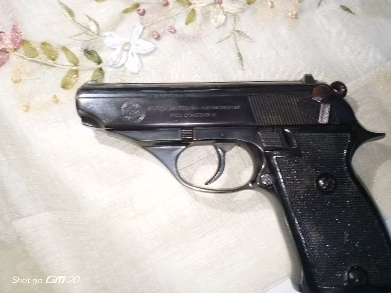 Emekli astsubay silahı ruhsatlı