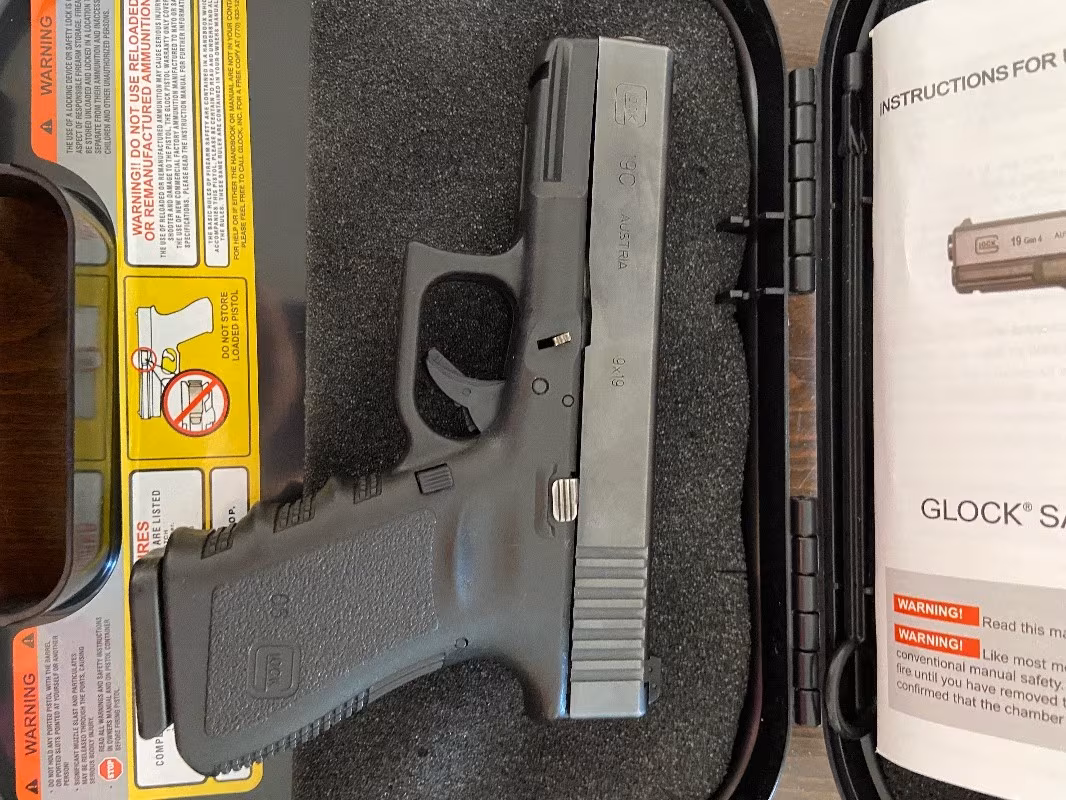 Glock 19C