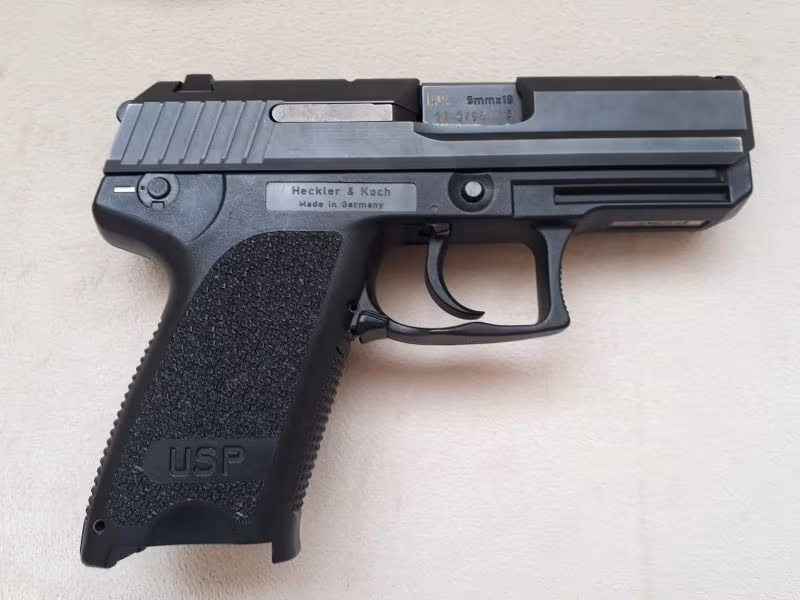 EMEKLİ EMNİYET GÖREVLİSİNDEN KUTUSUNDA RUHSATLI SIFIR AYARINDA İLK ELDEN ÇOK AZ KULLANILAN HECKLER KOCH KOMPAK - 120.000 TL.