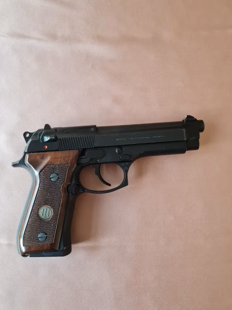 YARGI MENSUBUNDAN BERETTA 92FS (15+1) 9×19 KALİBRE