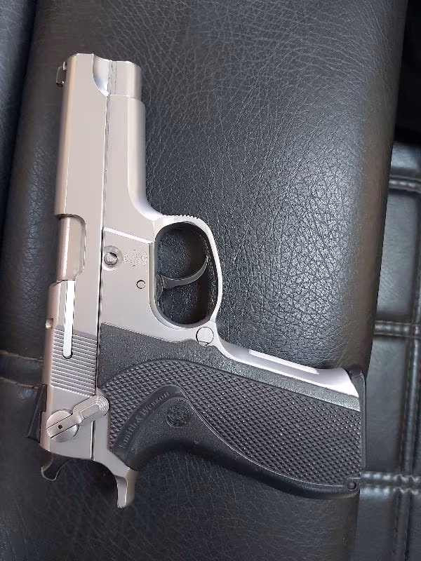 Smith wesson, çiziksiz