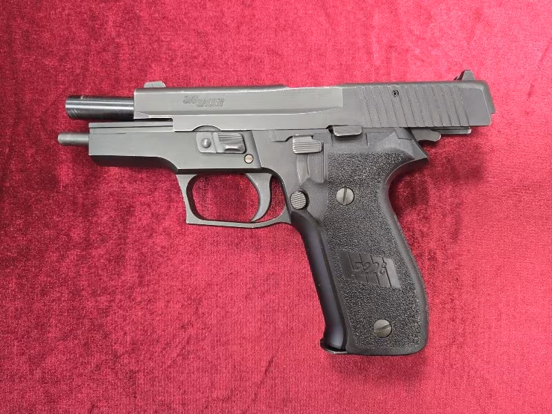 Sahibinden Temiz Sig Sauer P226 U Serisi 9x19 mm tabanca