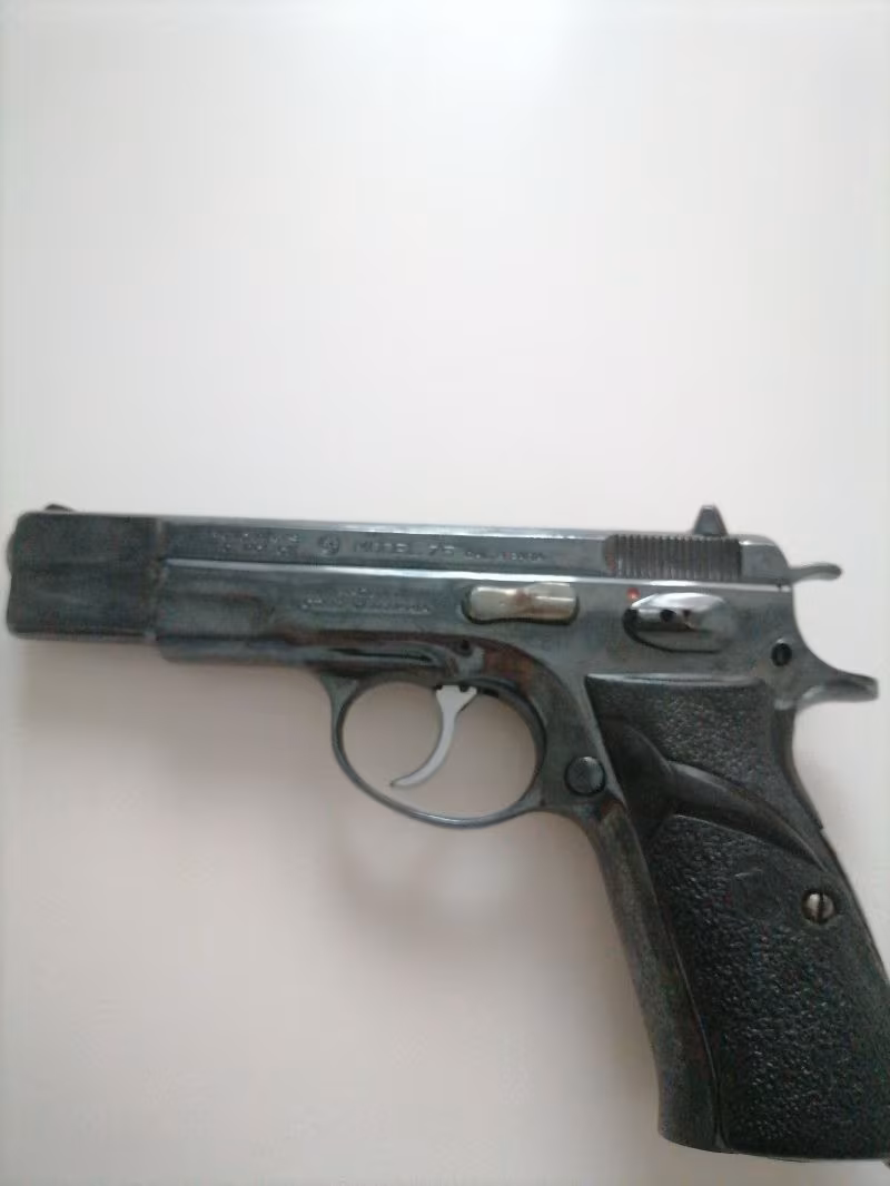 CZ-75 9mm Tabanca ihtiyaç fazlası satılıktır.