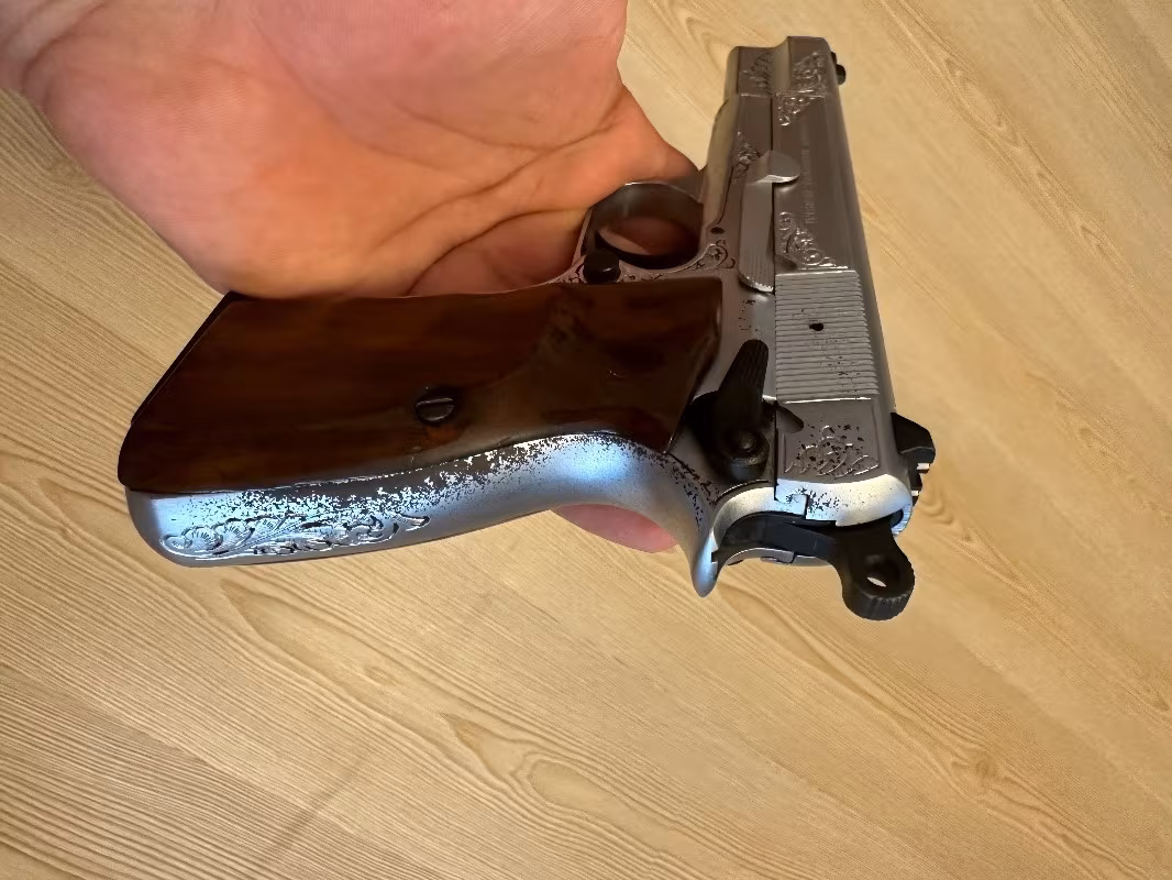Nadir 245 lerden