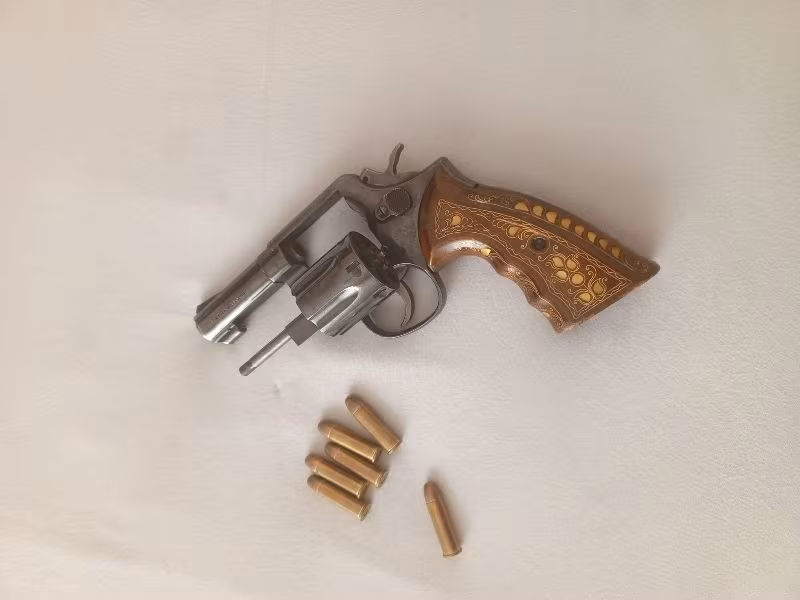 SMİTH WESSON   38 KALİBRE SPECİAL 9.65 .SMİTH WESSON RUHSATLI