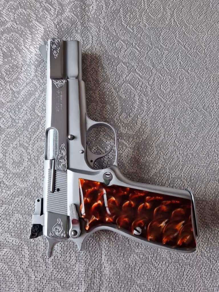 BELÇİKA BROWNİNG  H.P Silwer Chrome 14'lü Tabanca (YARGI MENSUBUNDAN)