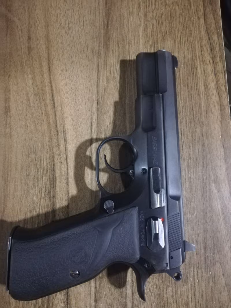 Sarsılmaz kılıç. 2000.light 9mm tabanca