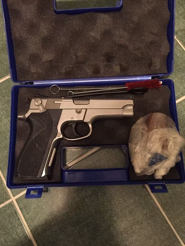 Smith&Wesson tabanca