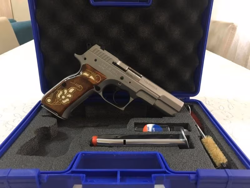 KAMU PERSONELİNDEN SARSILMAZ KILINÇ 2000 MEGA STAİNLESS STEEL MAT