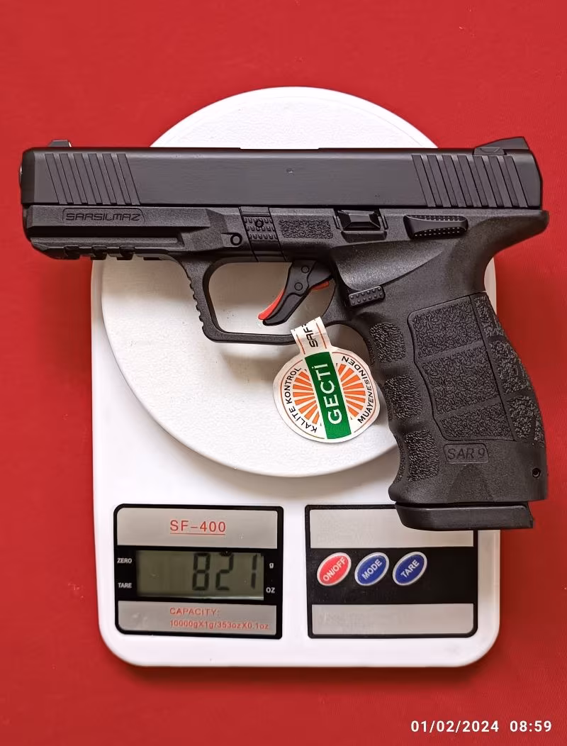 RUHSATLI SIFIR KUTUSUNDA HİÇ KULLANILMAYAN 2023 MODEL SARSILMAZ SAR 9 RD SİYAH - 17.000 TL.
