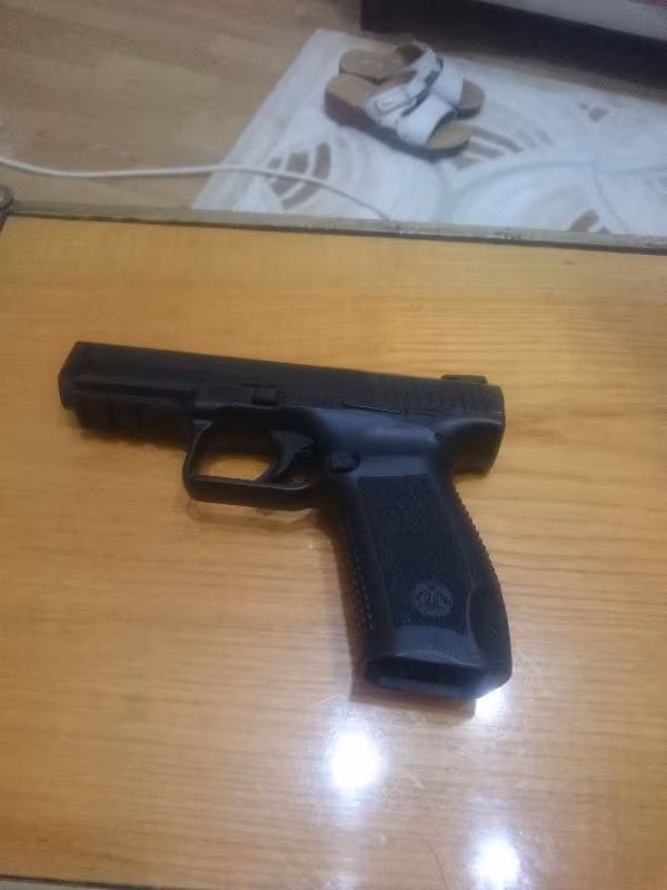 Çok az kullanılmış tabanca