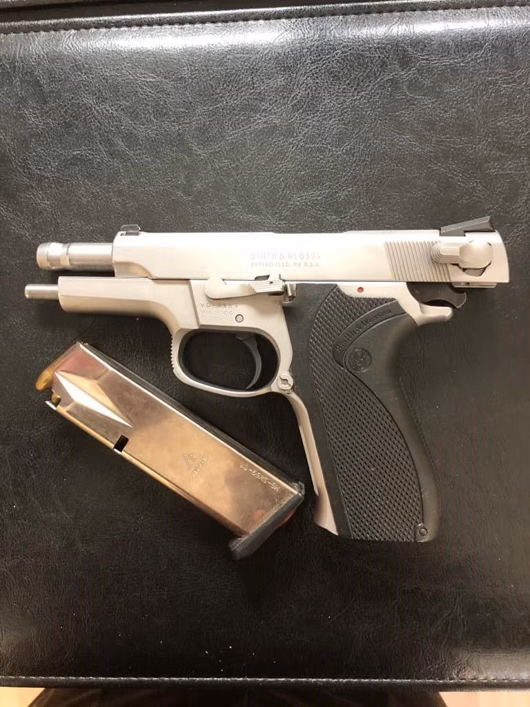 Smith wesson 5906
