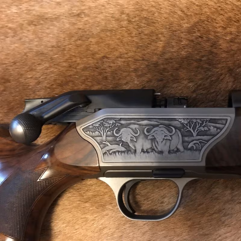 Blaser R8 Luxus 375 H&H Mag.