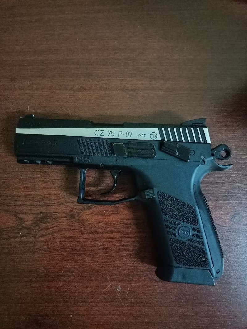 Cz 75 P-07