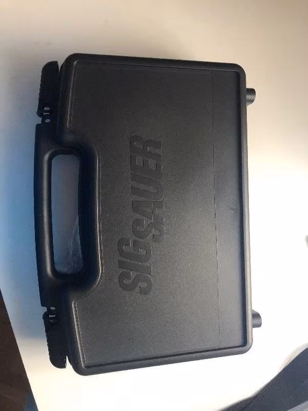 AVUKAT İLK SAHİBİNDEN SP2022 SIG SAUER SIFIRDAN FARKSIZDIR.