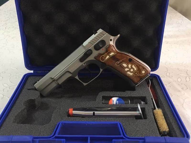 KAMU PERSONELİNDEN SARSILMAZ KILINÇ 2000 MEGA STAİNLESS STEEL MAT