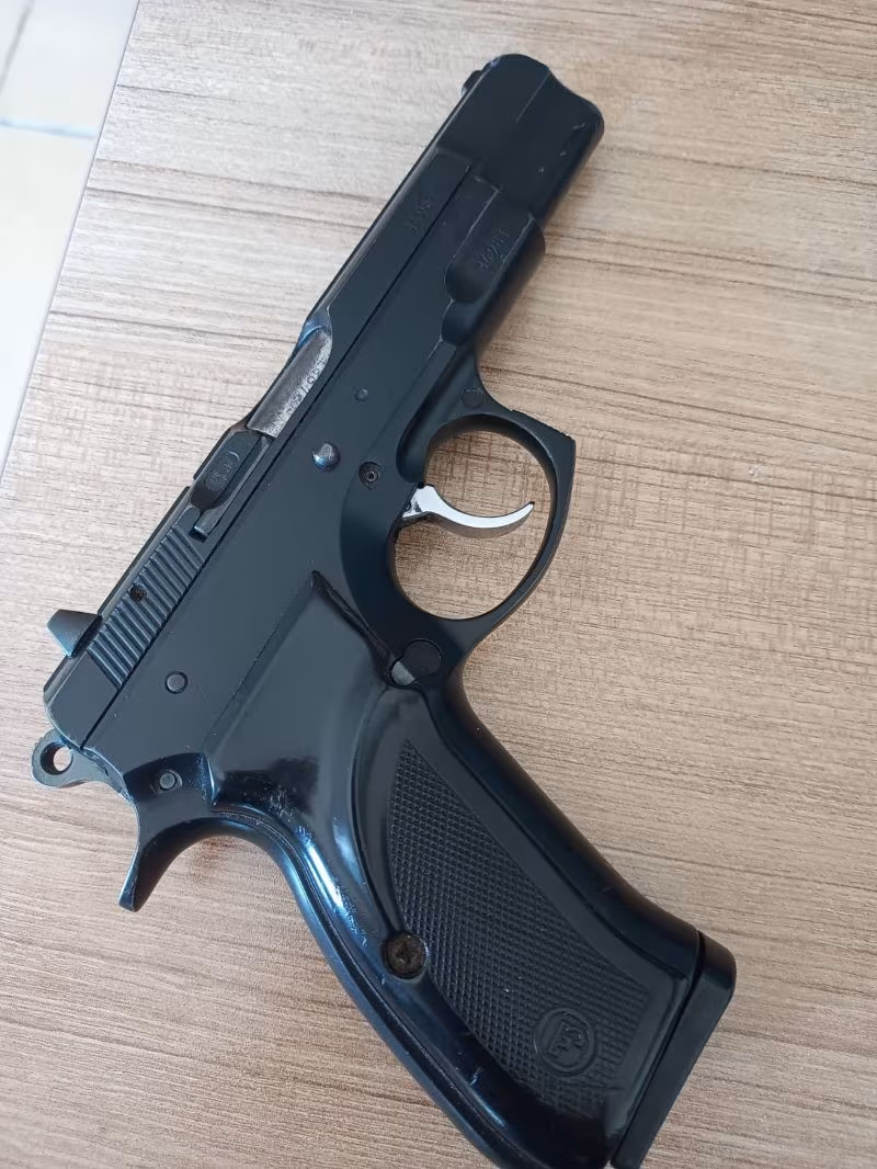MEMURDAN TAŞIMA RUHSATLI  CZ75B SİLAH