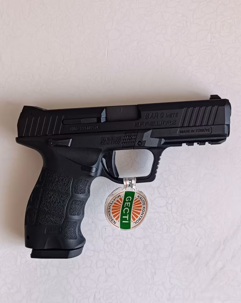 SIFIR KUTUSUNDA,HİÇ KULLANILMAYAN SARSILMAZ SAR 9 METE SİYAH RD(RED DOT LAZER NİŞANGAH TAKMA ÖZELLİKLİ)- 11000 TL.