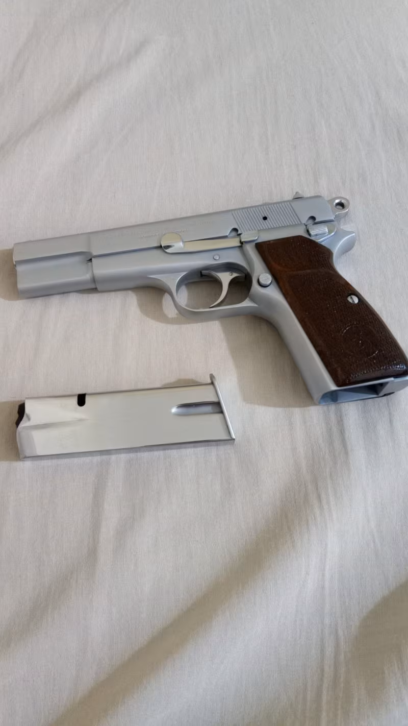 Yeni krom kaplamalı Browning