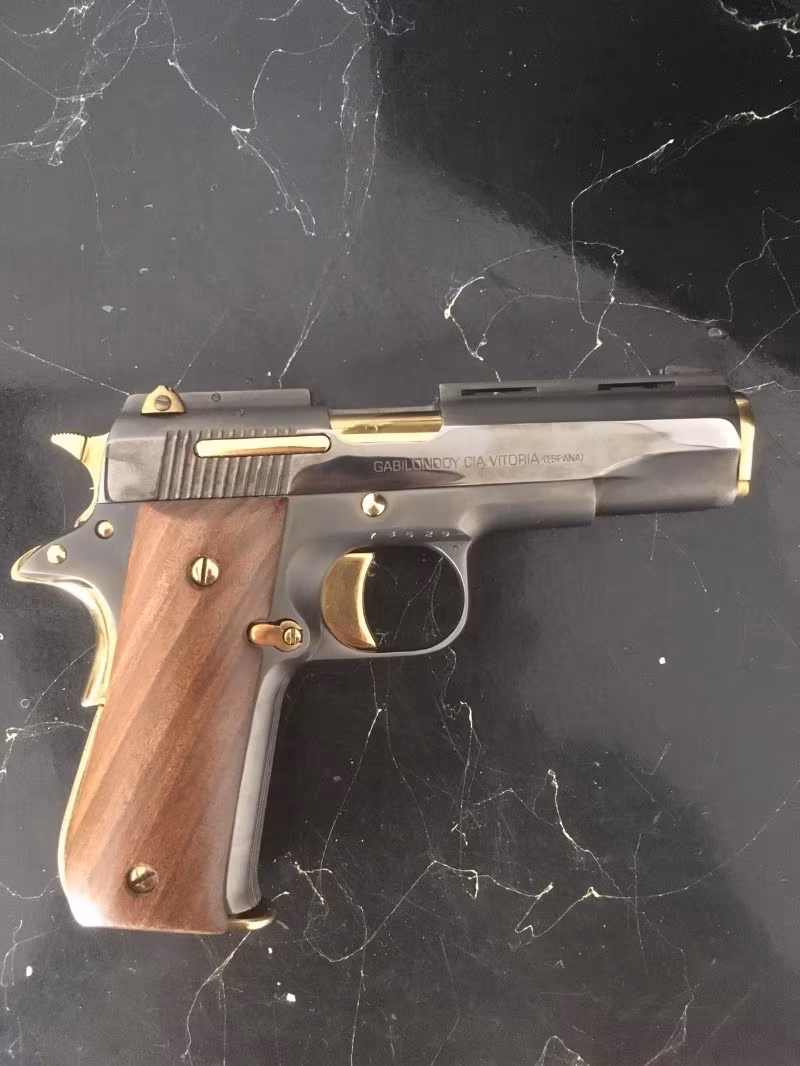 Tertemiz titanyum lama