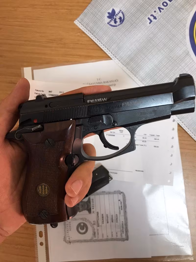 BERETTA F81