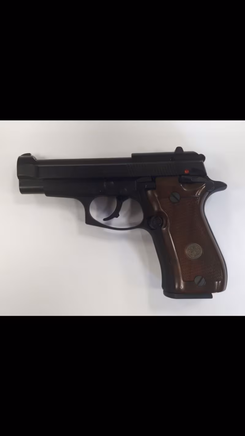 Silahçı Erhan dan italyan Beretta 7.65 12+1