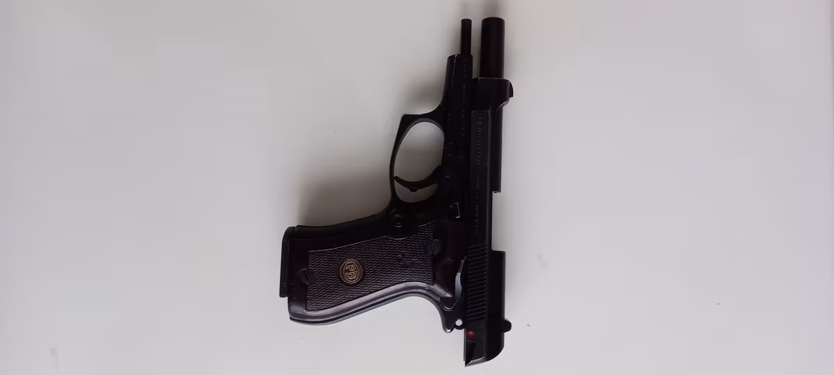 Beretta f84 9×17